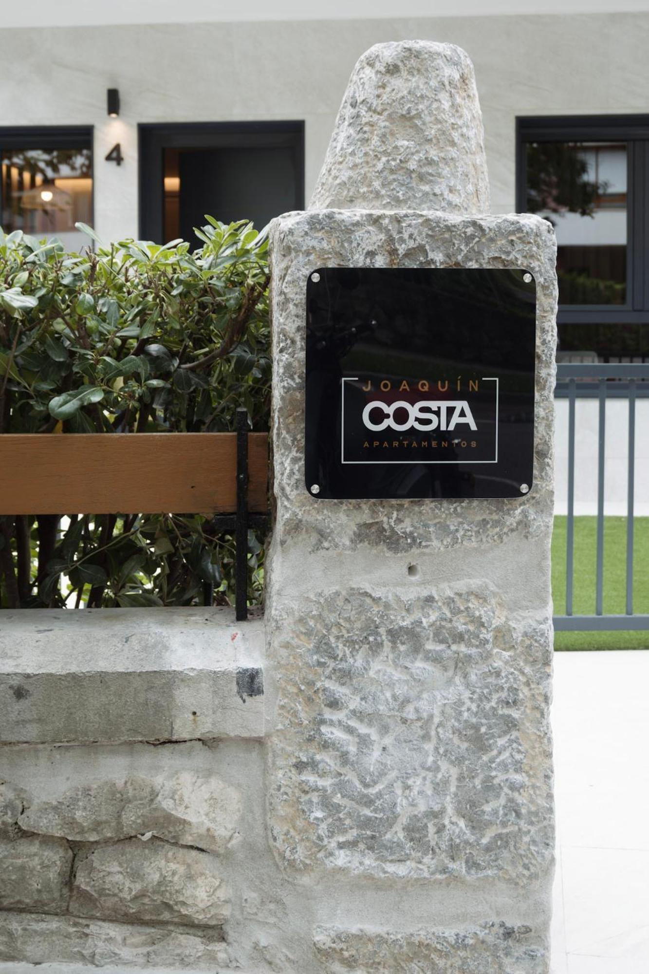 Apartamentos Joaquin Costa Santander Eksteriør billede