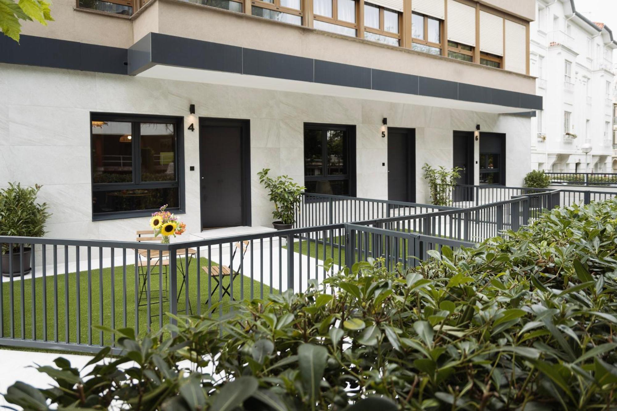 Apartamentos Joaquin Costa Santander Eksteriør billede
