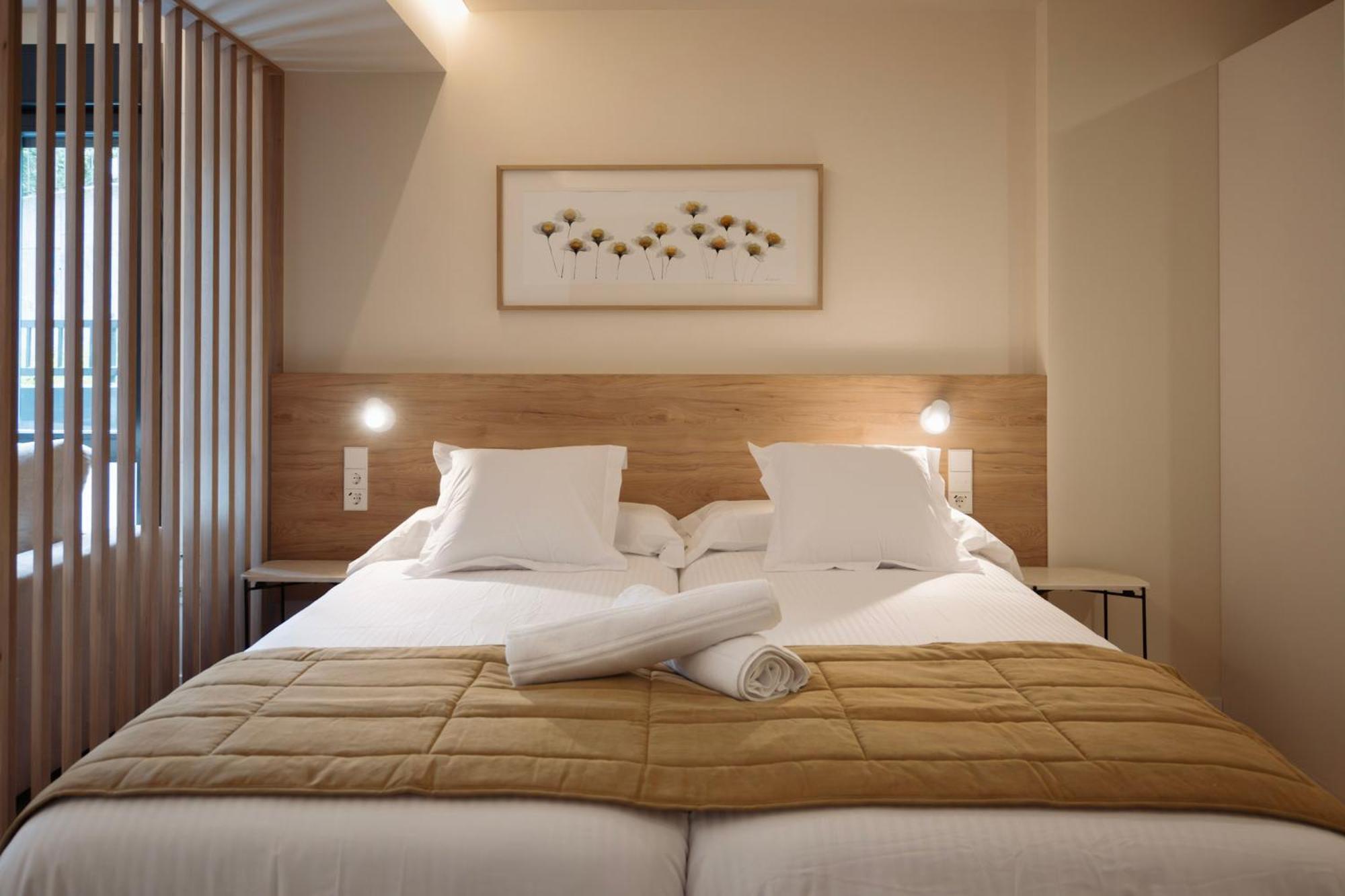 Apartamentos Joaquin Costa Santander Eksteriør billede