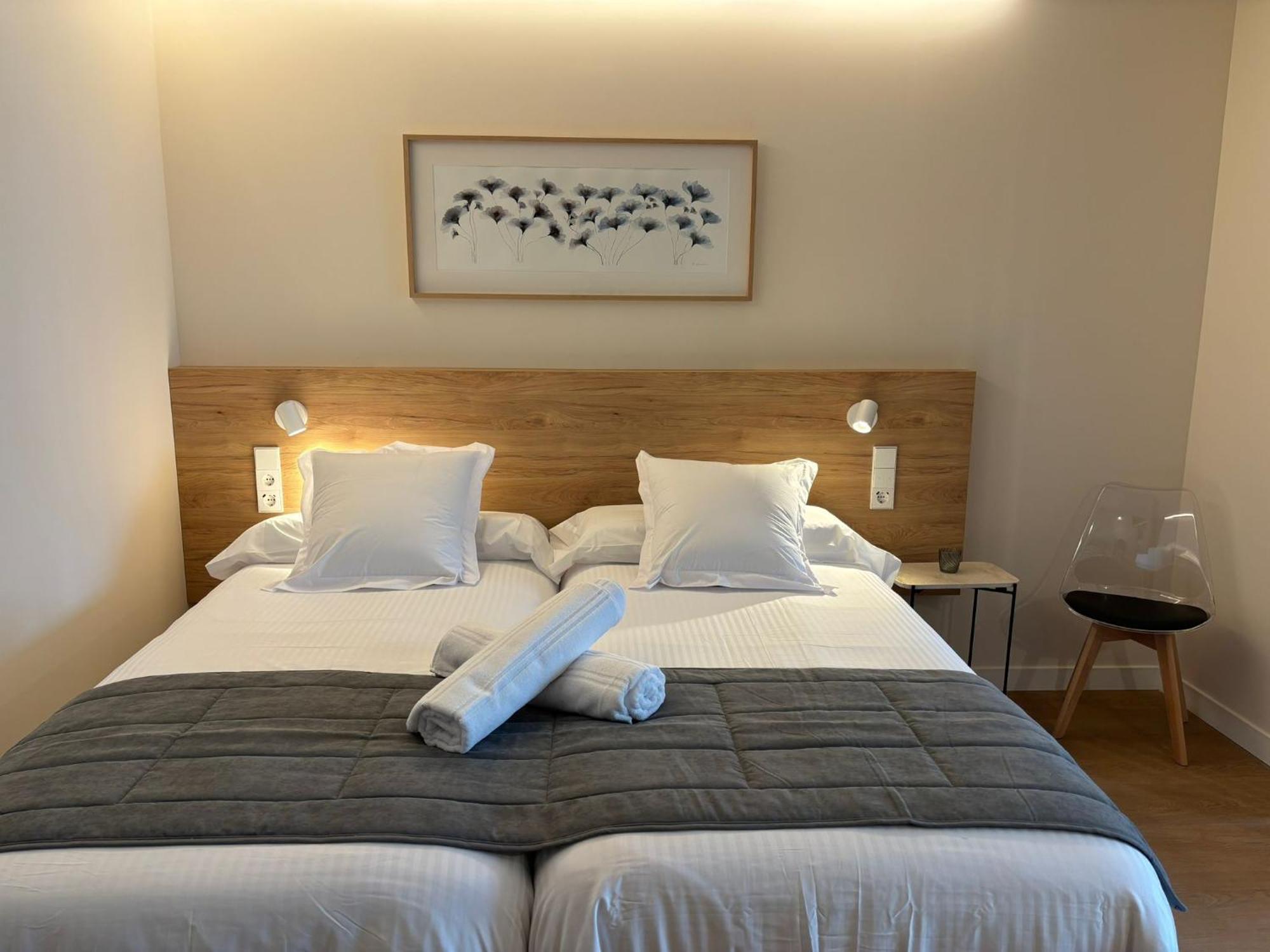 Apartamentos Joaquin Costa Santander Eksteriør billede