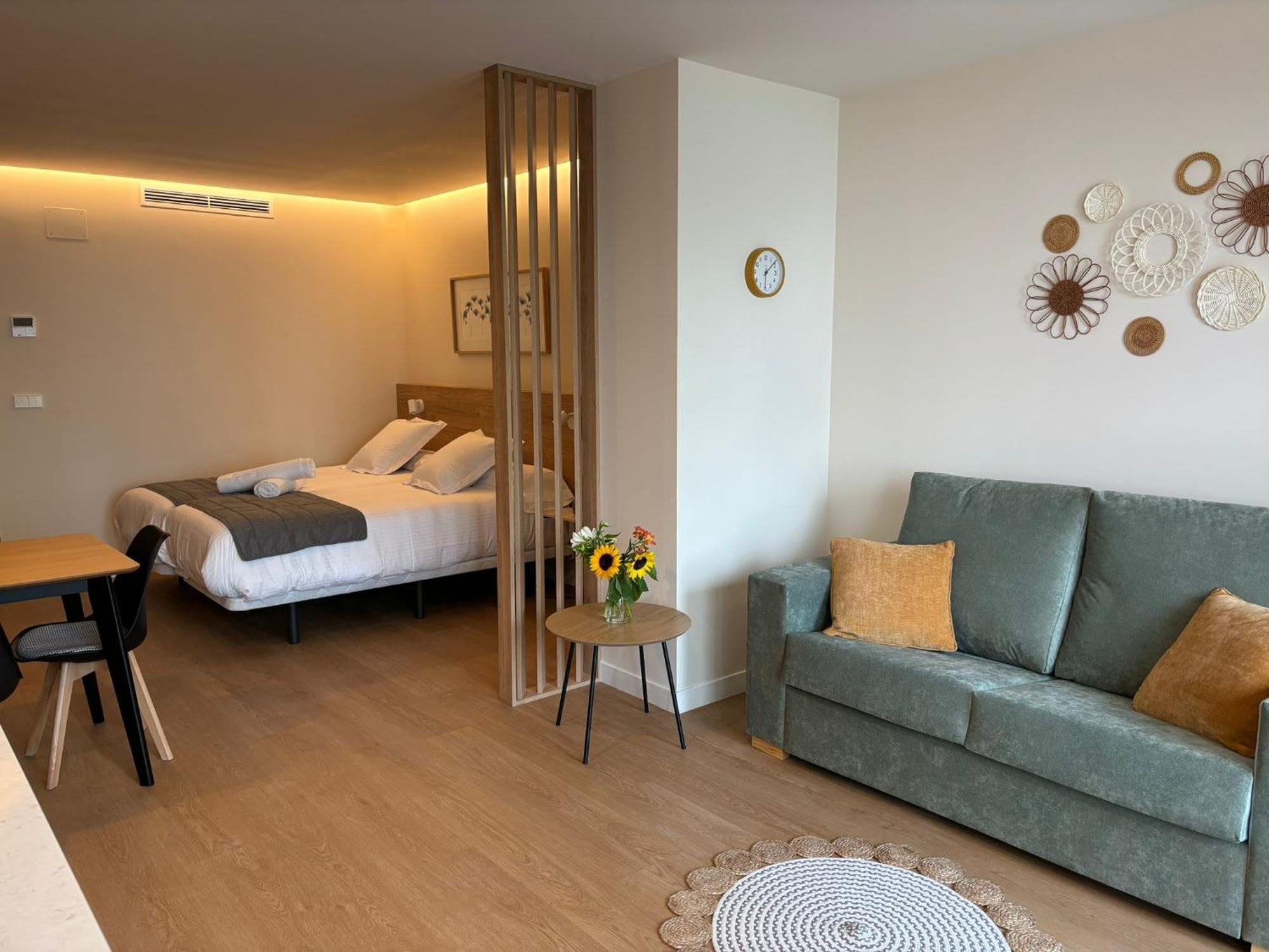 Apartamentos Joaquin Costa Santander Eksteriør billede